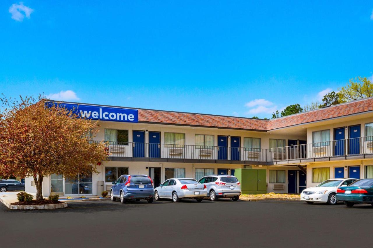 Motel 6-Sandston, Va - Richmond, Va Екстериор снимка