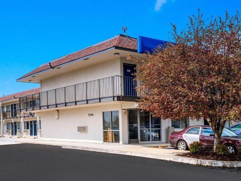 Motel 6-Sandston, Va - Richmond, Va Екстериор снимка