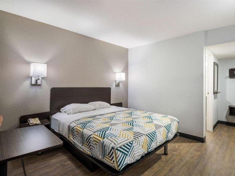 Motel 6-Sandston, Va - Richmond, Va Екстериор снимка