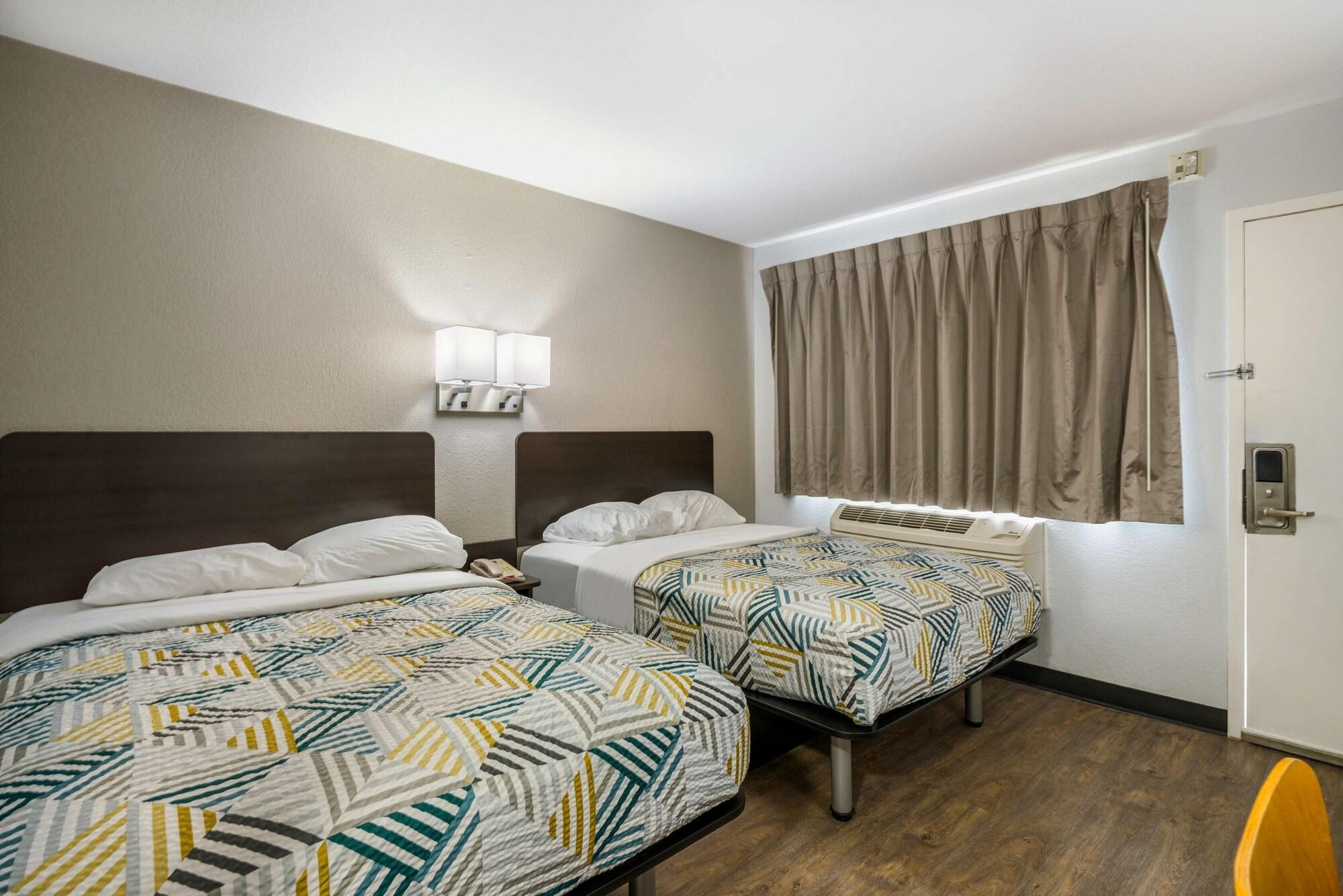 Motel 6-Sandston, Va - Richmond, Va Екстериор снимка