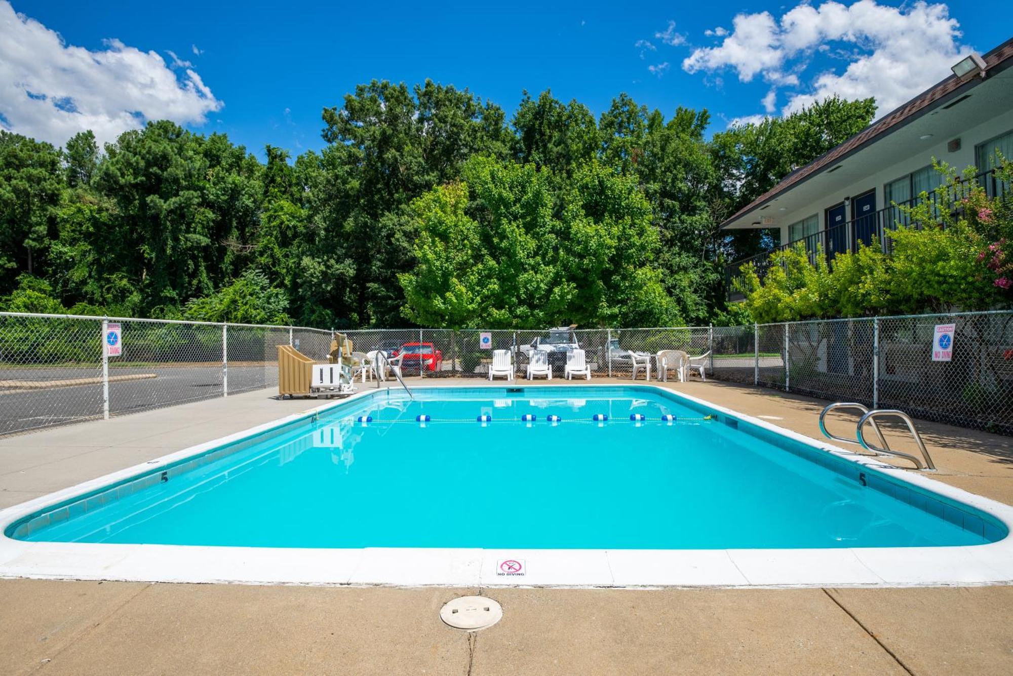 Motel 6-Sandston, Va - Richmond, Va Екстериор снимка